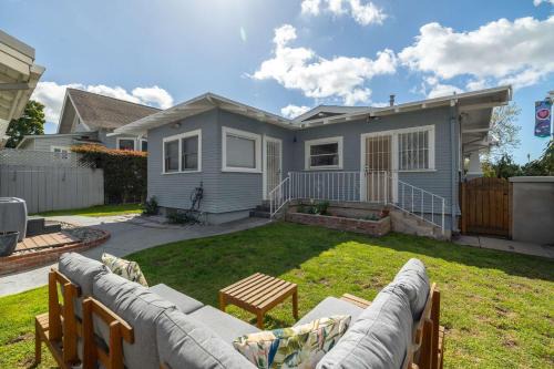 Falcon Chic Escape - Hot Tub - Modern - Proximity