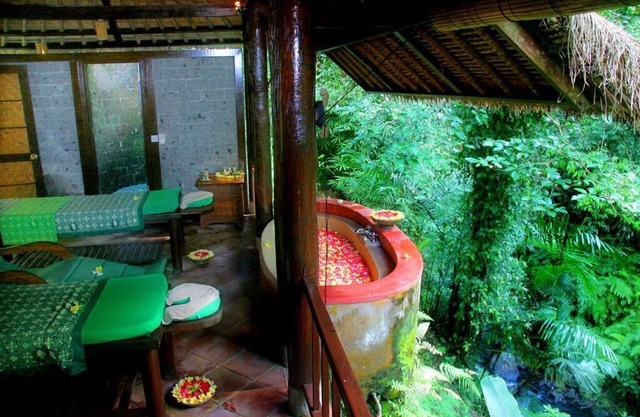 Family 2 Bedroom Private Pool with Natural View Inclusive Breakfast