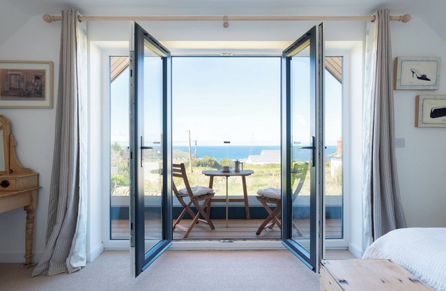 Family Beach House - Direct Access to Sennen Cove Perfect for Summer Holidays