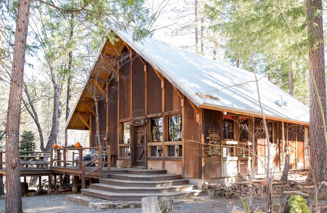 Family Cabin Only 6 Miles to Yosemite Park West Enttrance Hw120