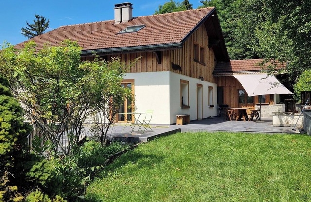 Family chalet with breathtaking views of the valley