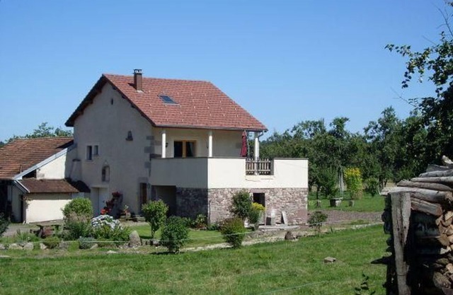 Family Cottage in the Vosges with WiFi Included