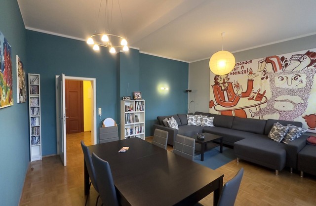 Family-friendly 3-room apartment in the middle of hip Pieschen