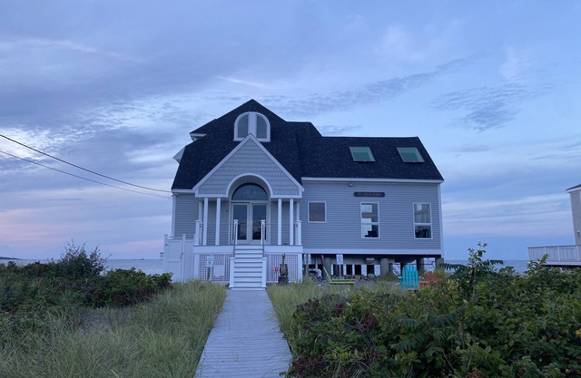 Family-friendly, gorgeous oceanfront property with the best views!