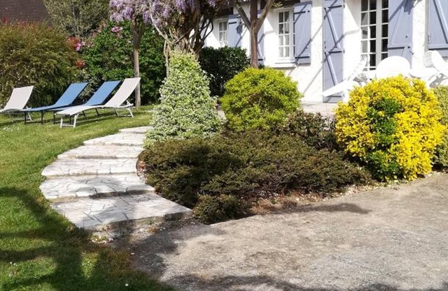 Family-Friendly Home with Garden, Near Loire Castles and Vineyards