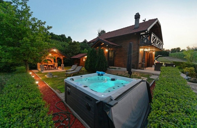 Family friendly house with a parking space Mihalić Selo, Karlovac (K-22351)