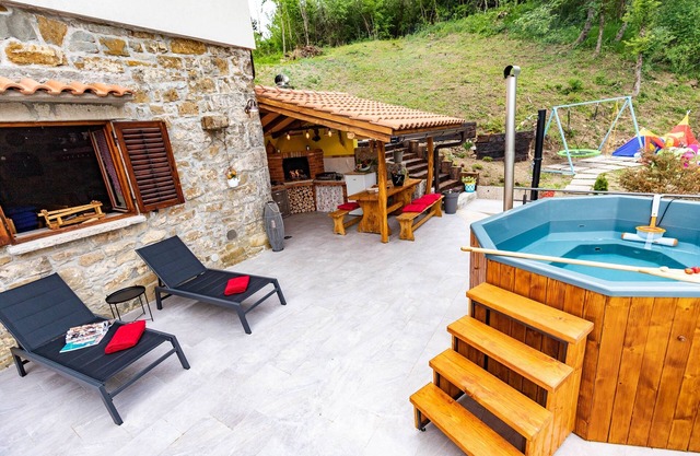 Family friendly house with a parking space Rašpor, Central Istria - Središnja Istra (K-21878)