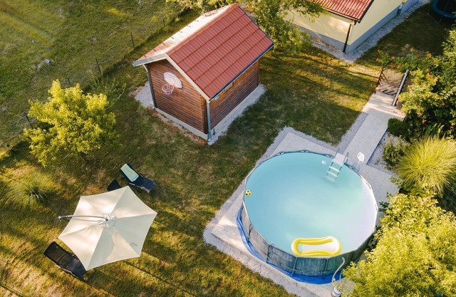 Family friendly house with a swimming pool Tounj, Gorski kotar (K-17577)