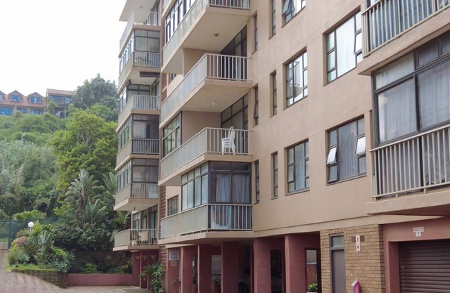 Family-friendly, sea and breaker view, 2 min from beach