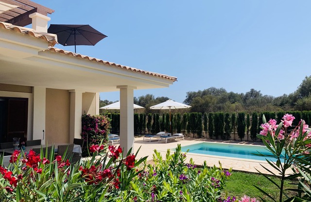 Family-friendly villa, close to the beach, air conditioning, WiFi, heating