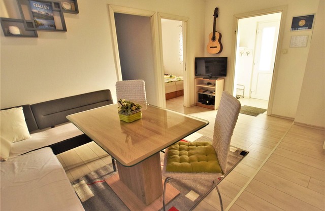 Family friendy apartment near the river and mountains
