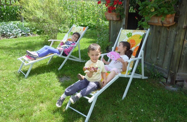 Family guest rooms in Vecoux, nature and activities