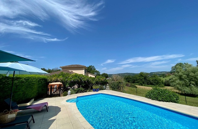 Family holiday home, PRIVATE POOL, excellent entertaining space and close to a busy rural village.