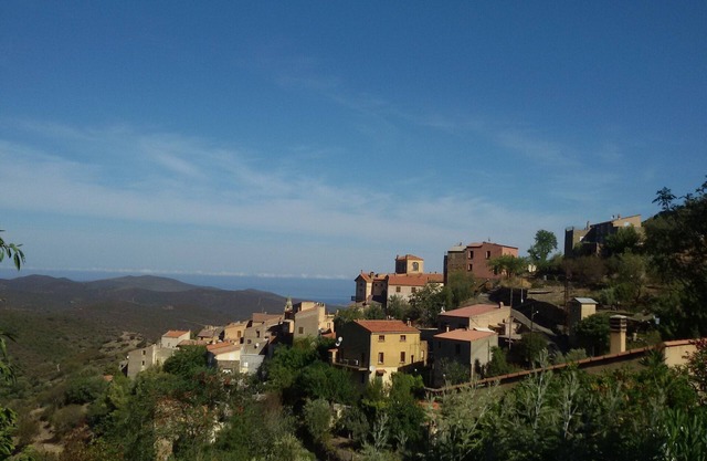 FAMILY HOLIDAY IN CORSICA