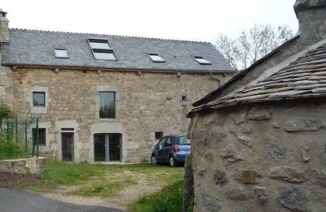 Family house, farm Lozèrien renovated, quiet and outdoor activities