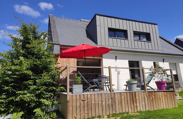 Family house in Brittany, less than 1 hour from Mont Saint Michel and Saint Malo