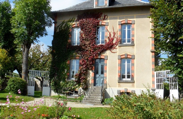 Family house in the heart of the Cantal