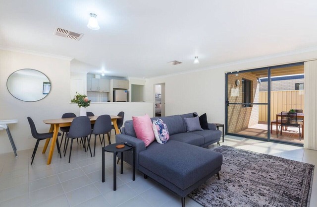 Family perfection in quiet & convenient location!