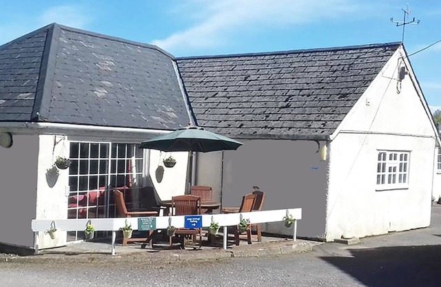Family & pet friendly wheelchair accessible bungalow, edge Exmoor, sleeps 6 - 14
