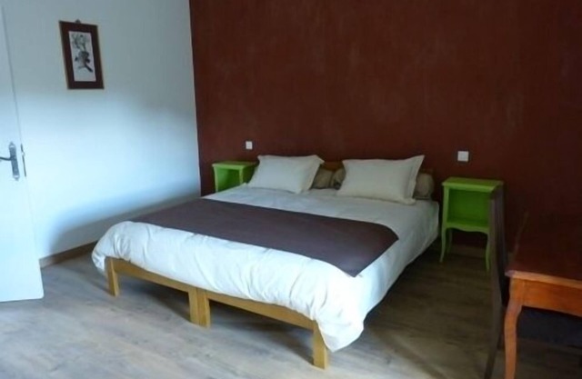 Family suite with 1 parental bedroom and 1 children's bedroom (2 beds)