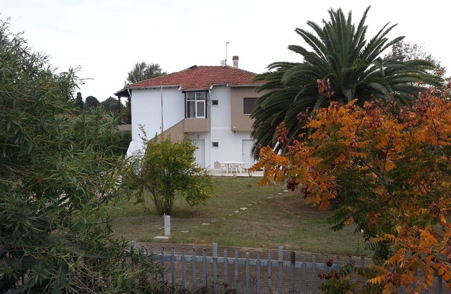 FAMILY VACATION HOME FOR RENT IN BEAUTIFUL HALKDIKI, GREECE