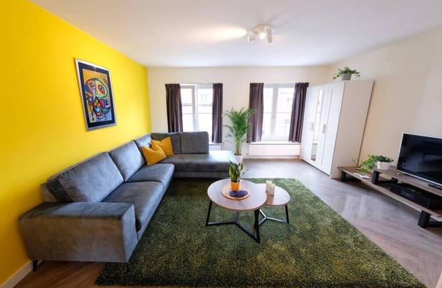 Fantastic 90m2 Two-Bedroom Apartment (WA-7-B)