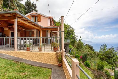 Fantastic Holiday House