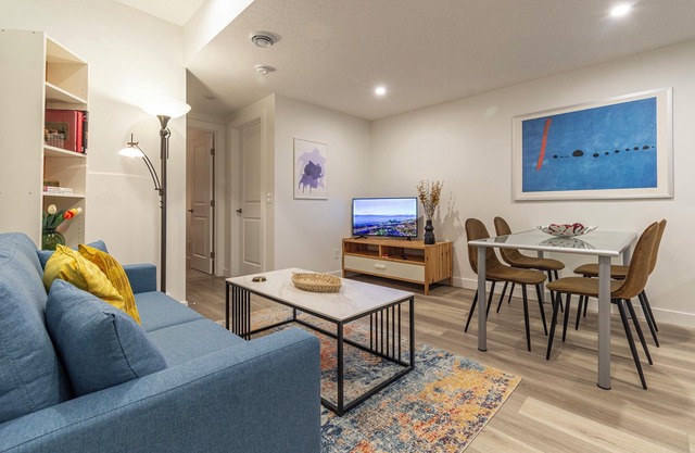 Fantastic Suite in NW Calgary | Swimming Pool & More! | Independent Access