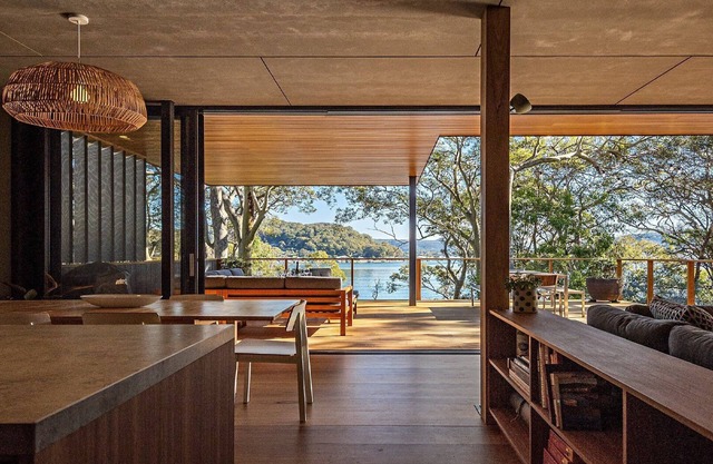 Fantastic Waterfront Beach House by Accom Holidays