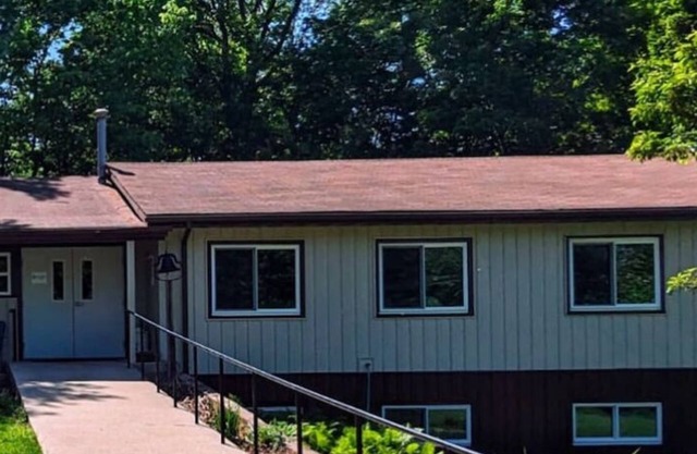 Farm! Family Retreat: 16+ guests