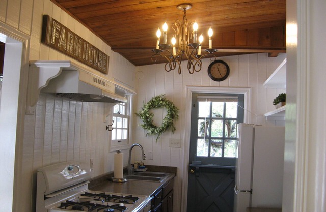 Farmhouse cottage Retreat with Mountain View’s.