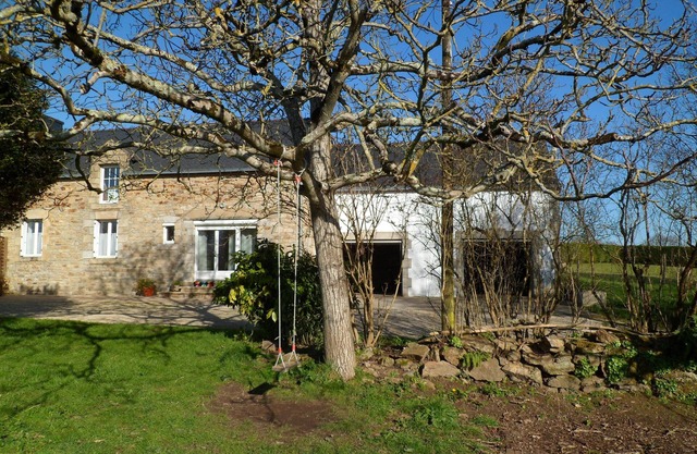 Farmhouse in an amazing private park near both city center and sea side.