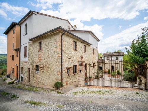 Farmhouse in Città di Castello with Pool
