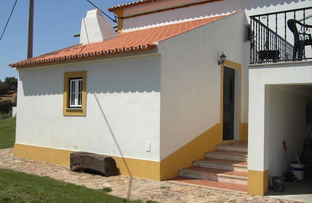 Farmhouse in Montemor near Évora