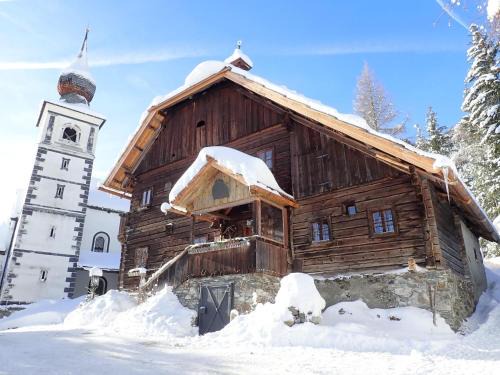 Farmhouse in Weißpriach near Mountain Lakes