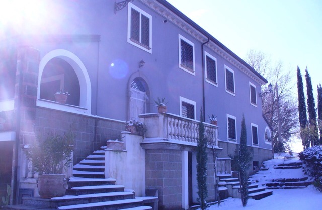 FARMHOUSE "NEST OF THE EAGLE"