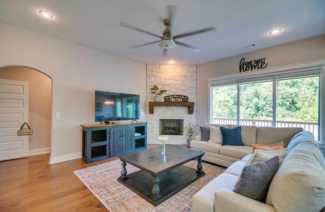 Fayetteville Vacation Rental with Deck and Shared Pool