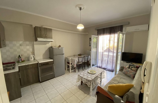 FEEL HOME APARTMENT