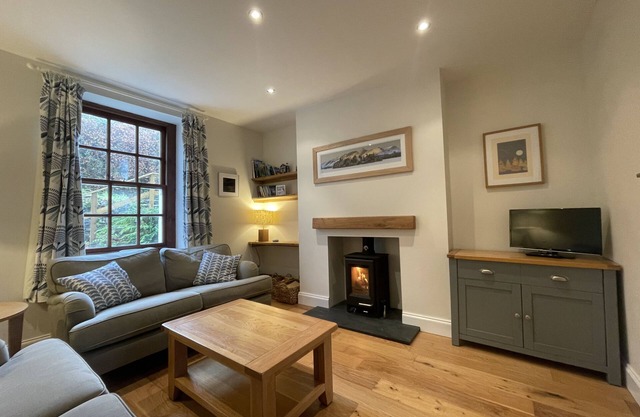 Fell View - sleeps 4 guests in 2 bedrooms