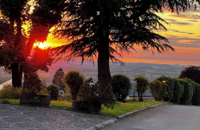 Ferien im Grünen, 7min in die Stadt in Absoluter Ruhe mit Aussicht