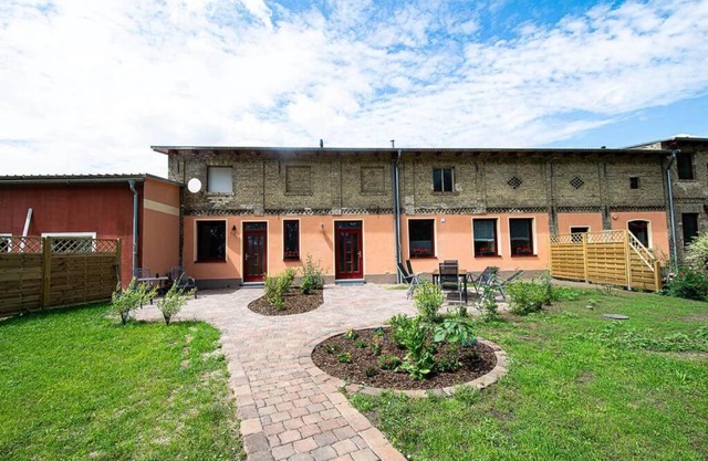 Ferienhaus mit Terrasse und Garten in Wandlitz