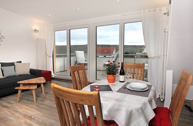 Ferienwohnung, 70qm, 2 Schlafzimmer, Balkon, max. 4 Personen