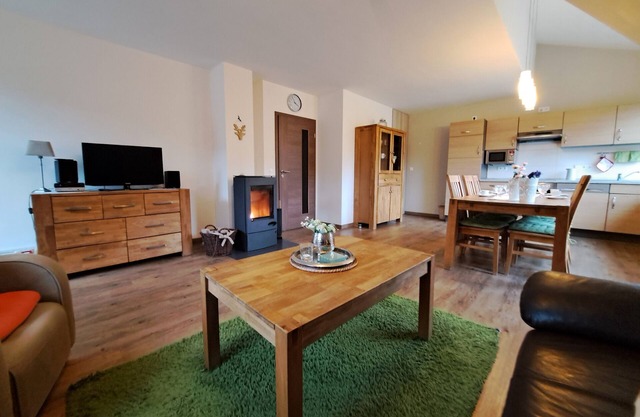 Ferienwohnung Bellenhahn, 70 qm, 2 Schlafzimmer, Balkon, Max. 5 Personen