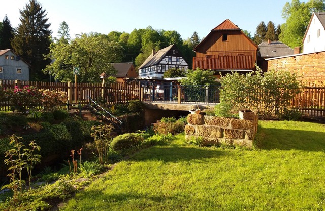 Ferienwohnung Christine in der Seidenblumenstadt Sebnitz