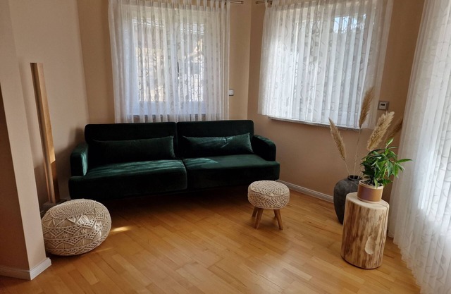 Ferienwohnung mit Weitläufiger Terrasse