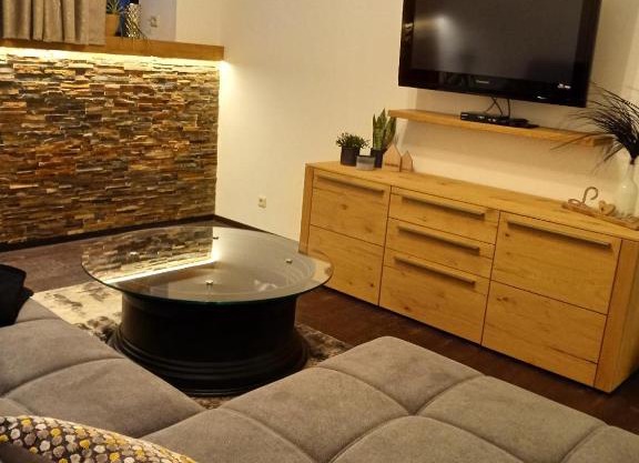 Ferienwohnung "modernes Wohnen im Herzen von Treuen"