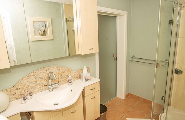 Ferienwohnung Sandra - Appartement/fewo, Dusche und Bad, WC, Ruhig