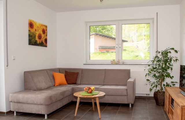 Ferienwohnung Sonnenblume, 57 qm, 2 Schlafzimmer, Südterrasse, max. 4 Personen
