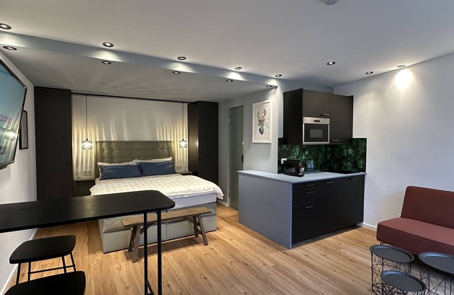 FIDSCHIS Apartment + Hotel