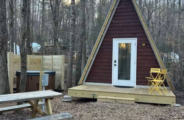 Field Trip Unit 21 Deluxe Aframe with private hot tub
